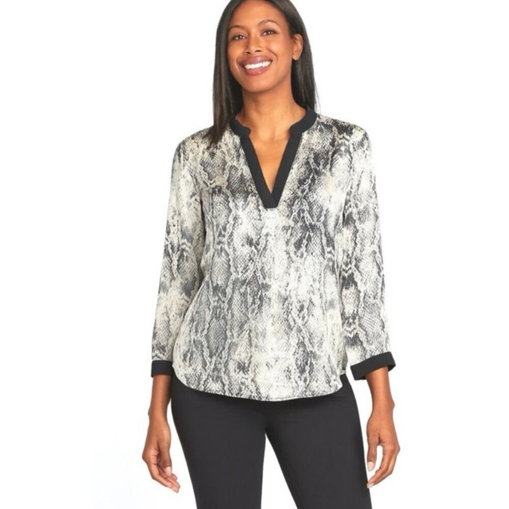 Zara Basic Snake Skin Print V-Neck Top Size Medium